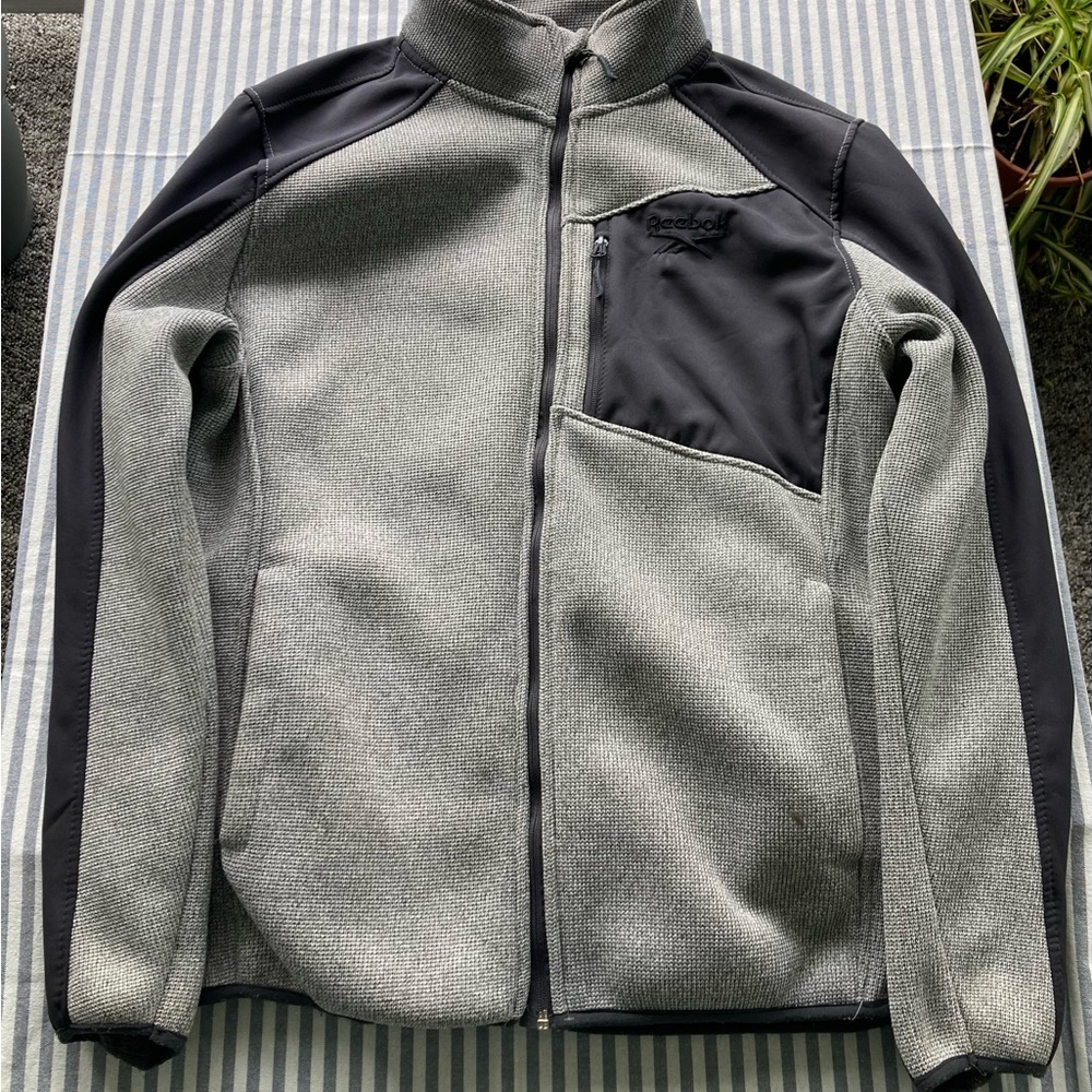 Reebok Men's Gray and Black Jacket Size Large